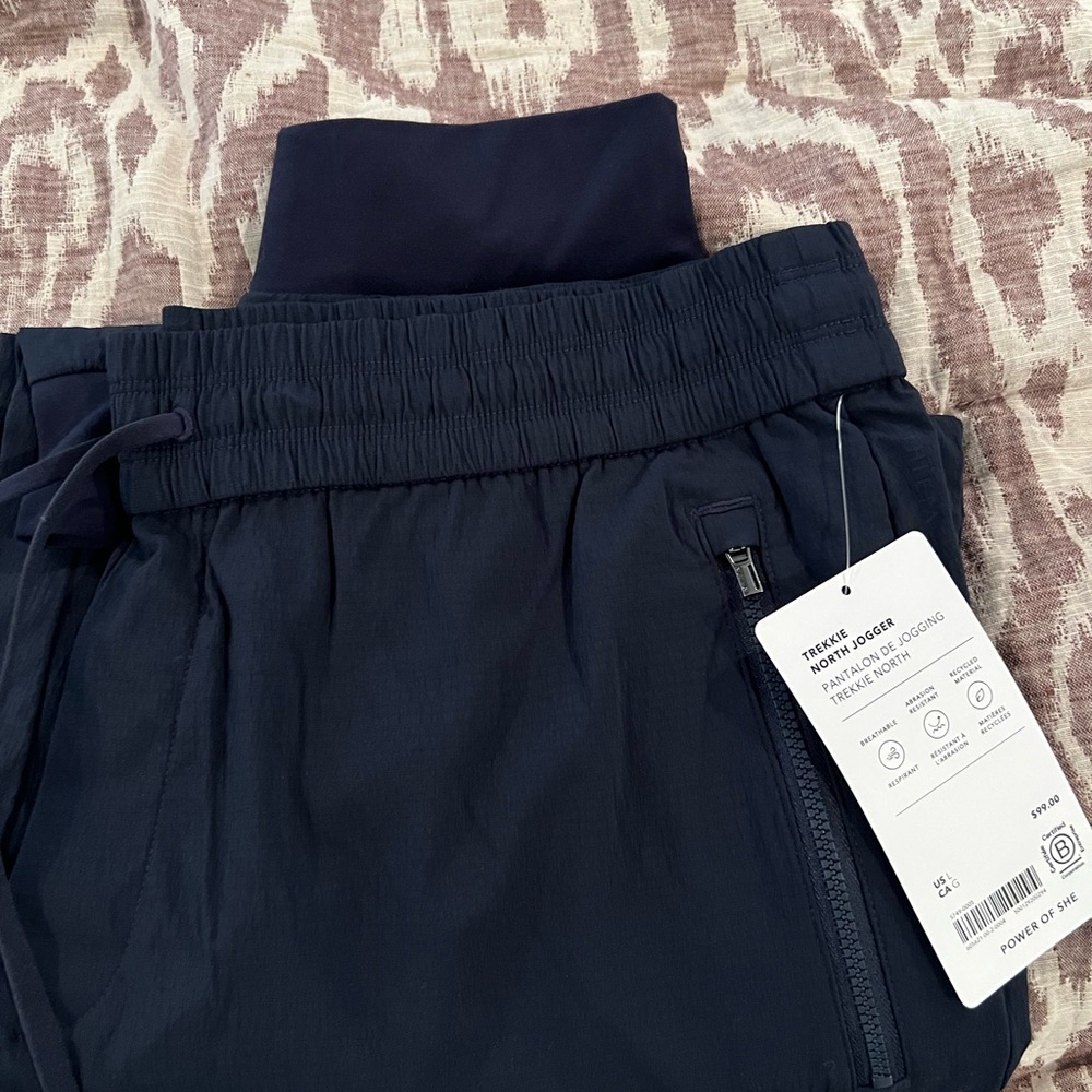 Athleta Trekkie Navy Jogger Pants NWT